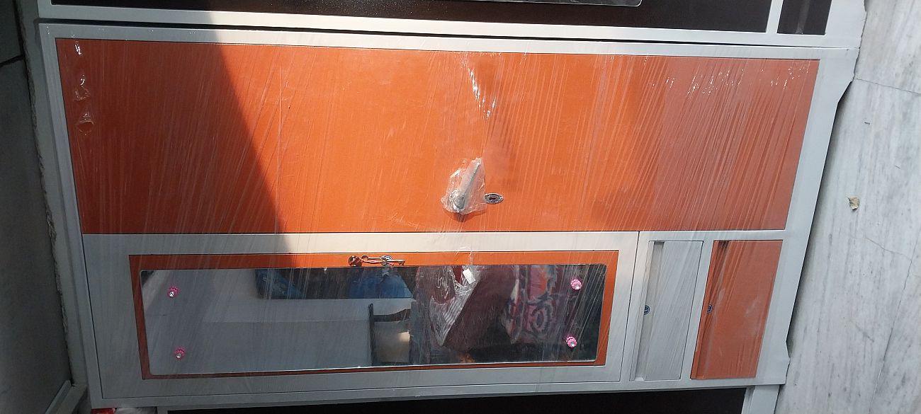 Almirah-  almirah dressing 2 drawer