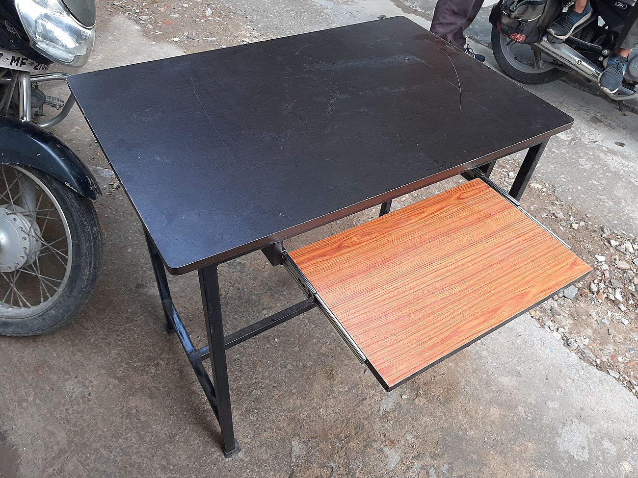 Multipurpose study table