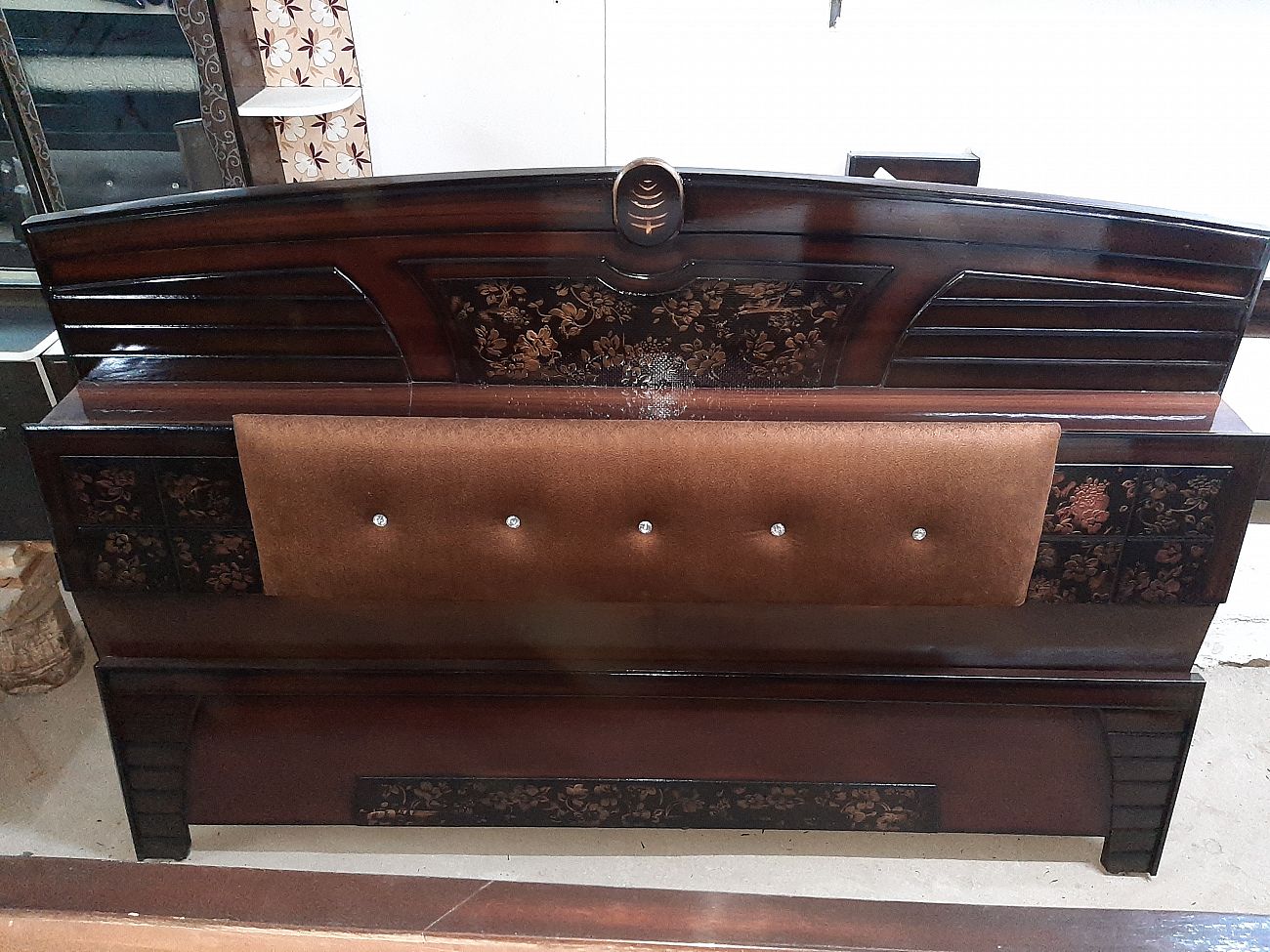 on order Double bed center egg