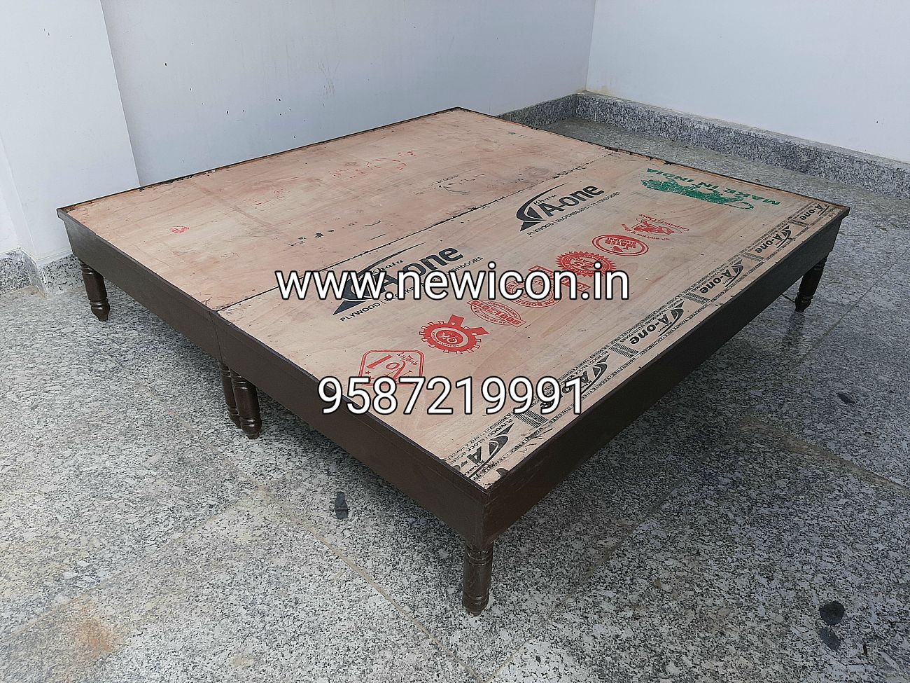 open double bed without box